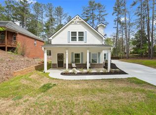 8091 Lakeview Pkwy, Villa Rica, GA 30180