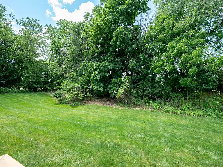 56 Horseshoe Dr — Photo 37