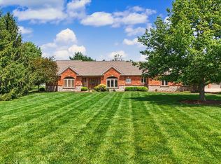 200 Riverbend Blvd, Mahomet, IL 61853