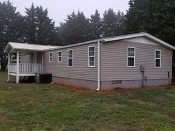 190 Lillie Bell Ln, Murrayville, GA 30564