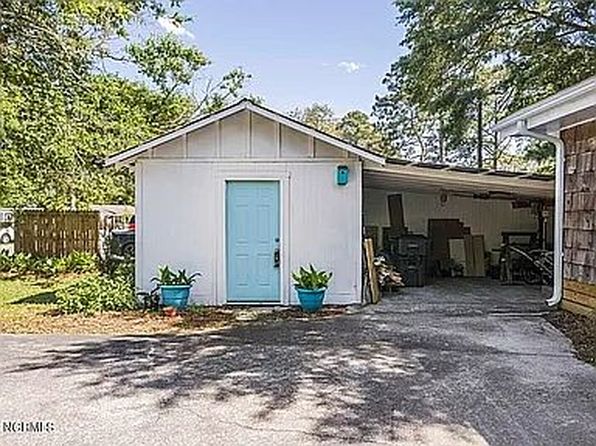 9081 Beach Dr