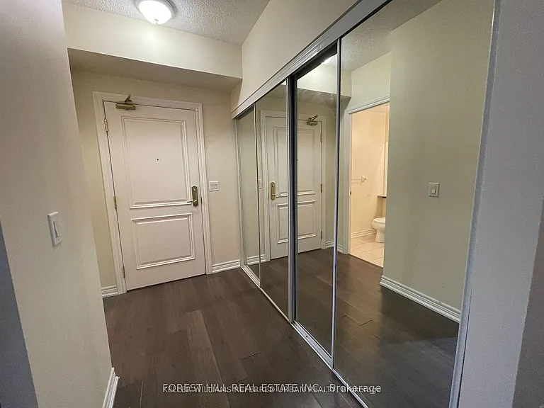 9245 Jane St #614 — Photo 6