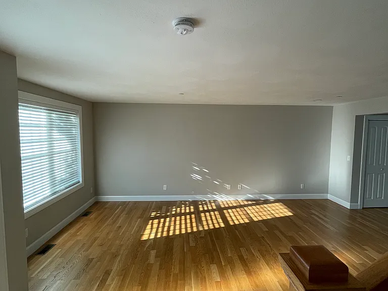 30 Brook St #5 — Photo 22