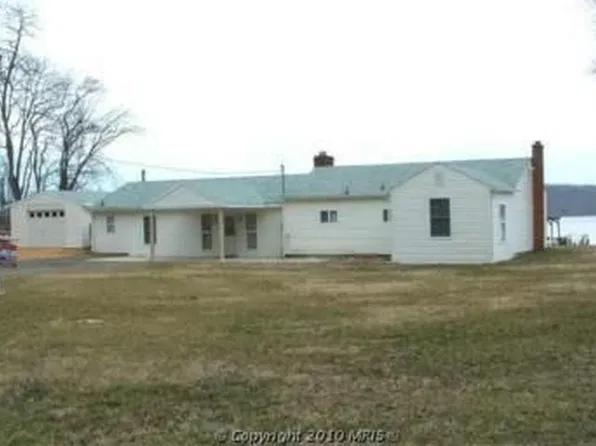 1400 Riverside Dr, Bryans Road, MD 20616