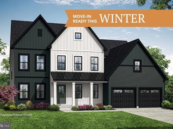 2040 N Fall Harvest Dr #59, Mechanicsburg, PA 17055