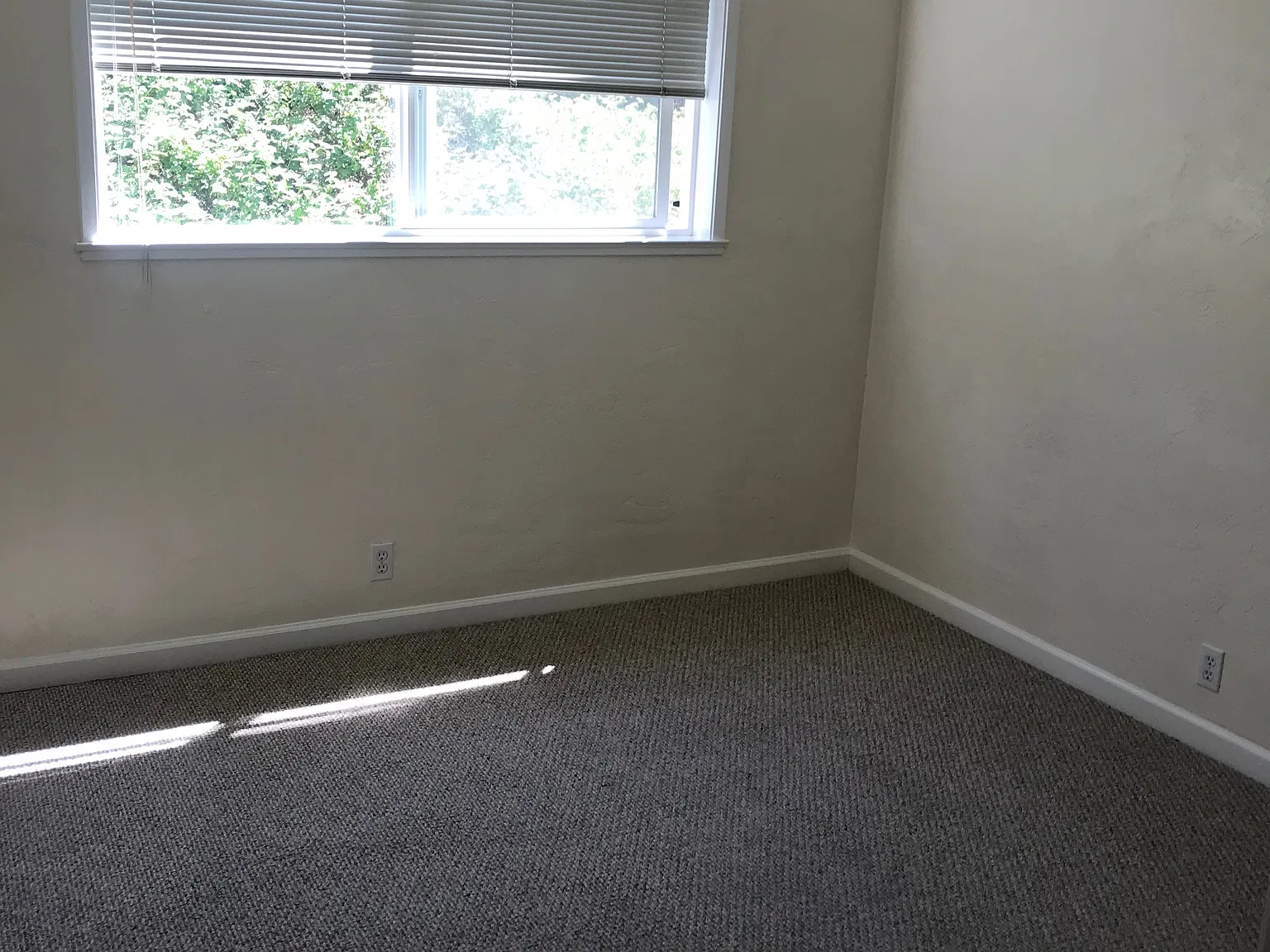 2 bed, 756 sqft, $1,400 — Photo 3