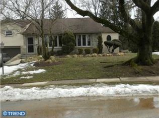 705 Chapel Rd, Glenside, PA 19038