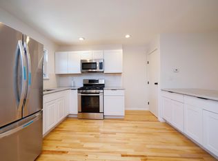 543 Essex St, Brooklyn, NY 11208