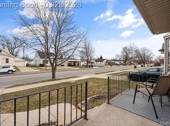 4th image of 1461 Champaign Rd