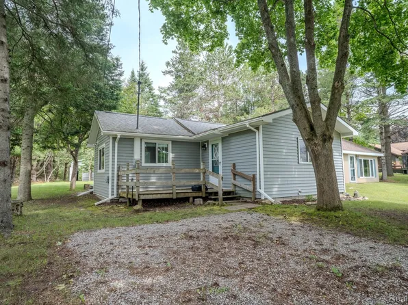 4350 N Shrew Rd, Lincoln, MI 48742