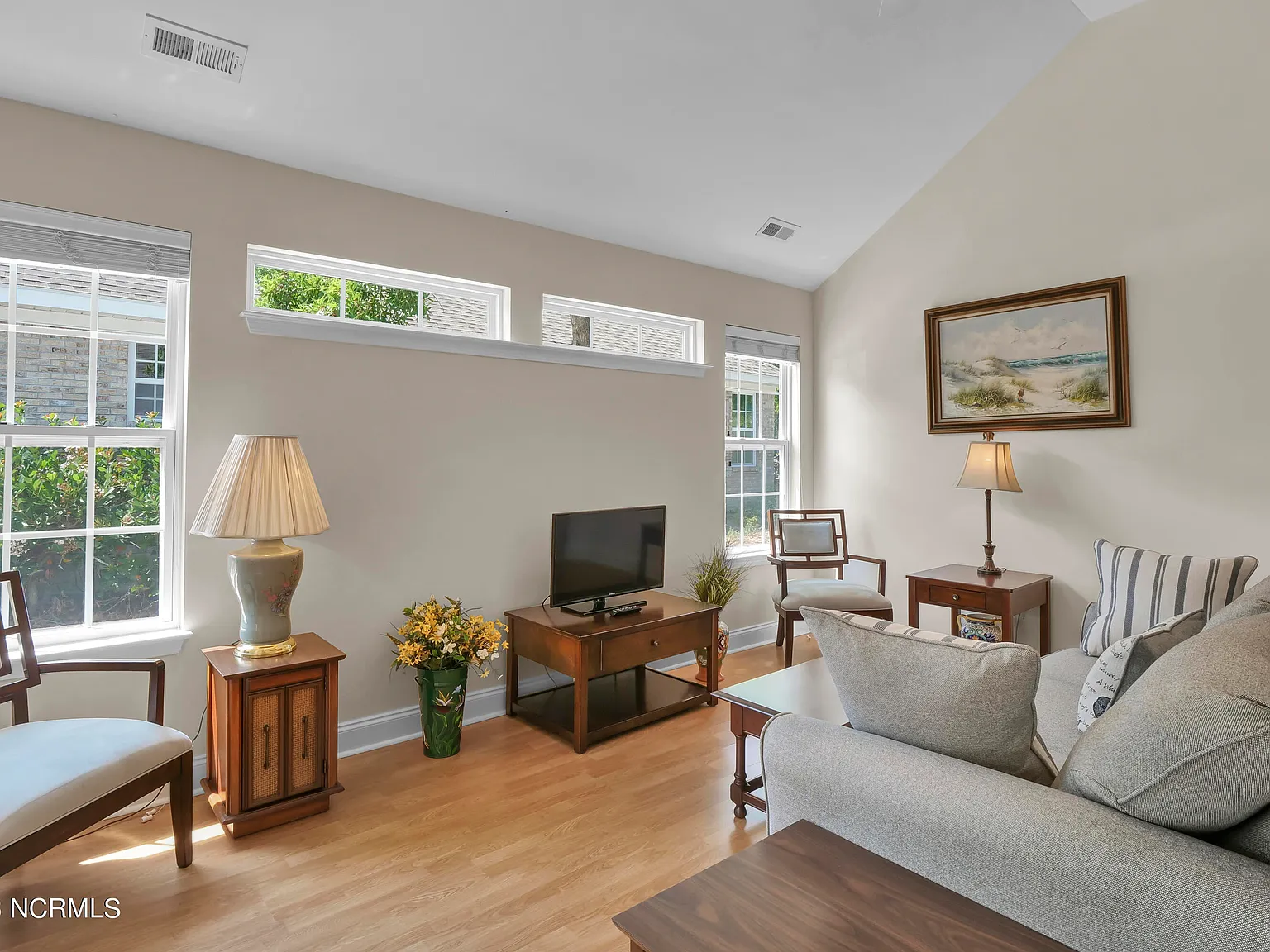 2 bed, 2.0 bath, $1,700 — Photo 2