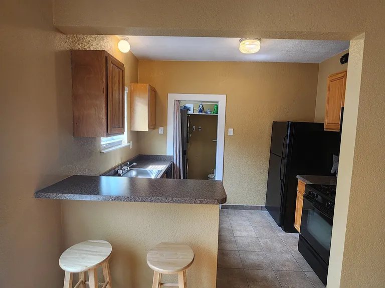 803 W Hollywood Ave — Photo 8