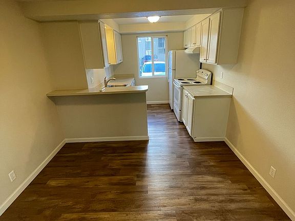 5th image of 348 Whitesell Ave W APT 1