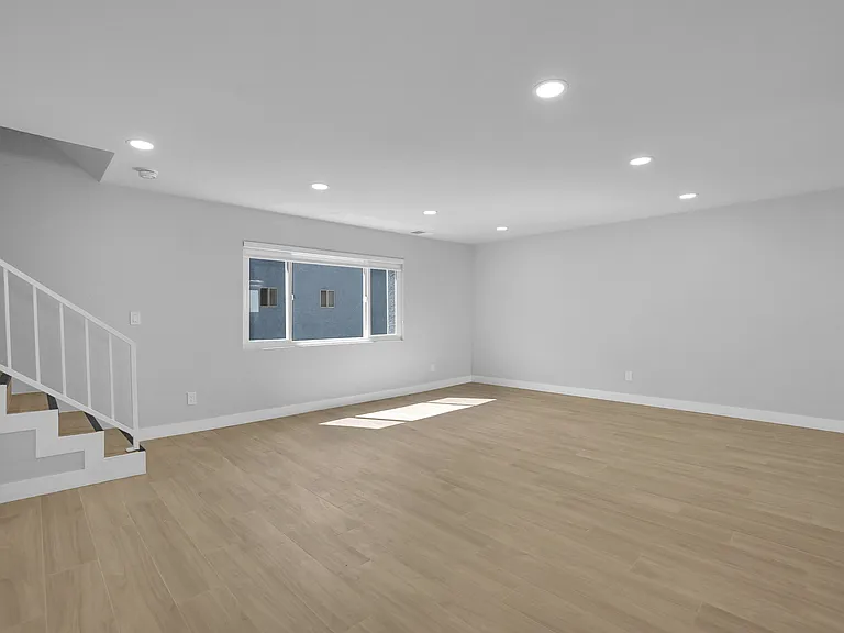 862 W. Mines Avenue — Photo 6