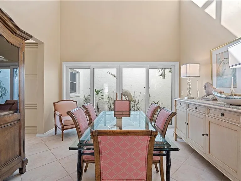 2254 Harbour Court Dr — Photo 43