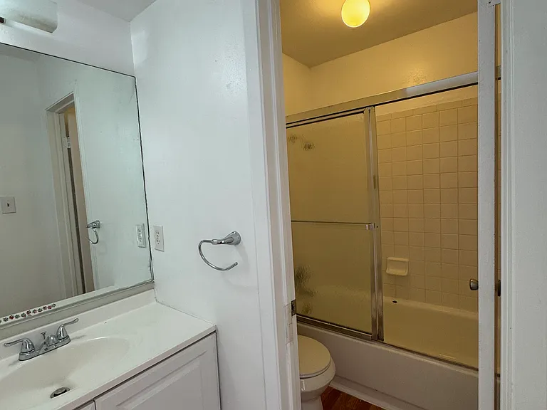 2101 Lamplight Village Cir #B — Photo 11