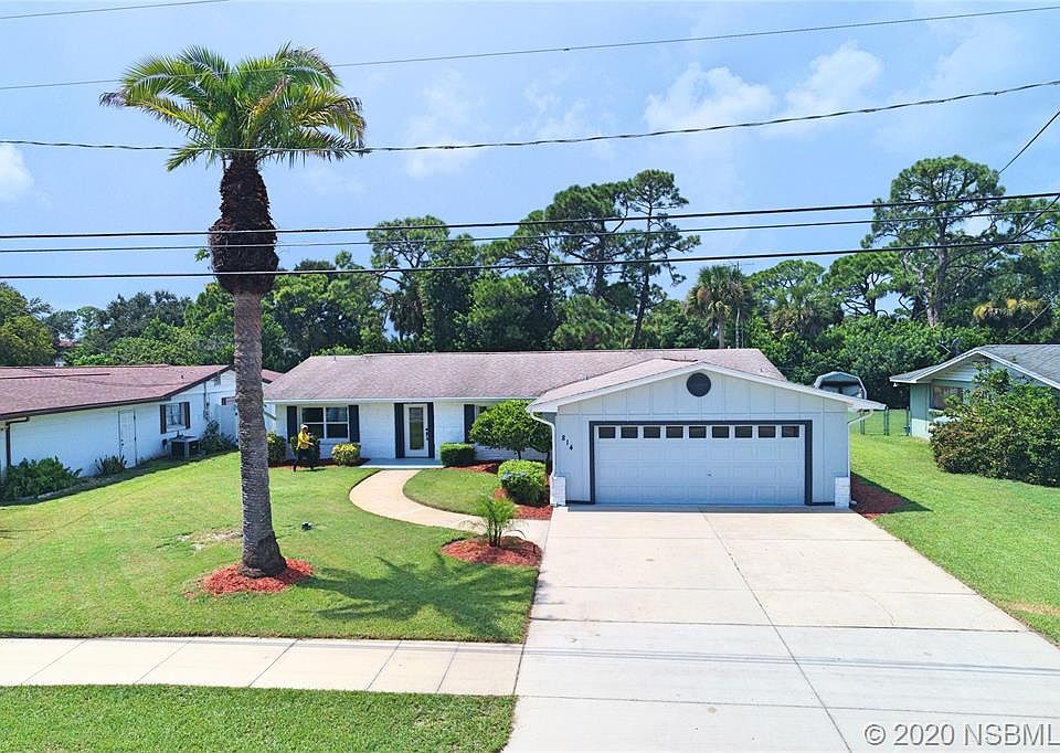 1st image of 814 Fairway Dr