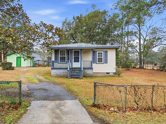 2nd image of 1503 Ward Circle