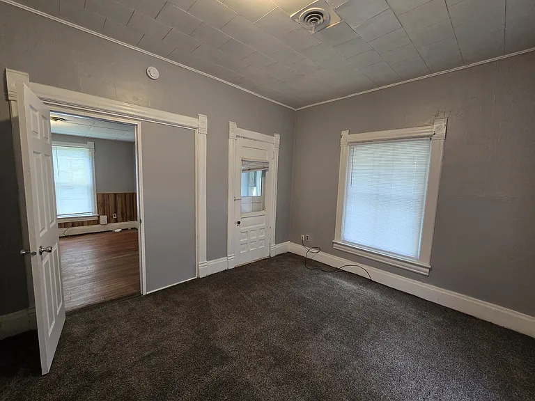 232 Center St — Photo 8