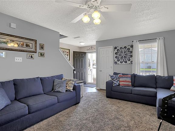 5th image of 2119 Autumnwood Dr