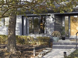 2248 Sandover Rd, Columbus, OH 43220