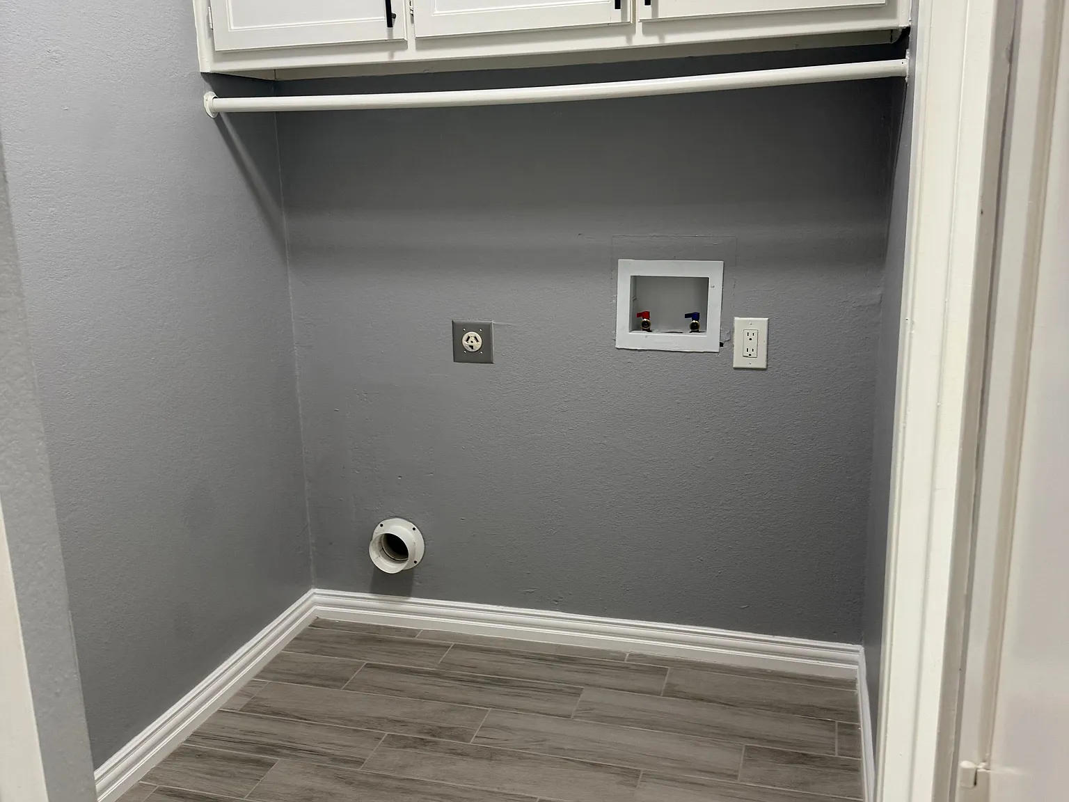 2 bed, 2.0 bath, 1077 sqft, $1,795 — Photo 4