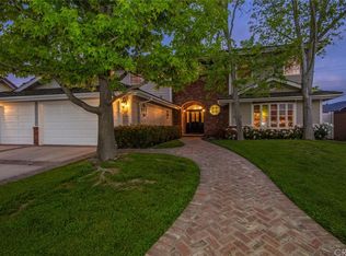 11662 Kensington Rd, Los Alamitos, CA 90720