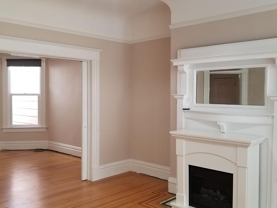 1st image of 378 3rd Ave