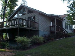 353 Alexander Dr, Bracey, VA 23919