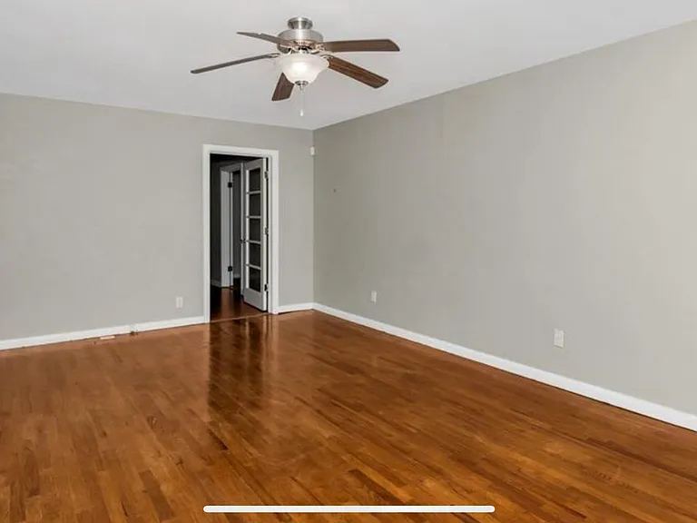 806 E Forrest St — Photo 5
