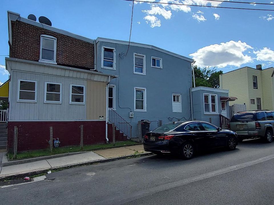 2nd image of 101 S Harrison St