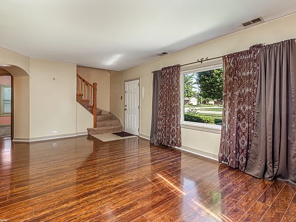 5th image of 4317 W 99th St