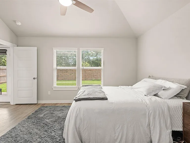 5831 Sunrise Bottom Ln — Photo 11