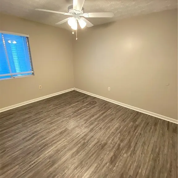 2303 Beaumont Dr — Photo 11
