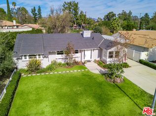 23235 Mariano St, Woodland Hills, CA 91367