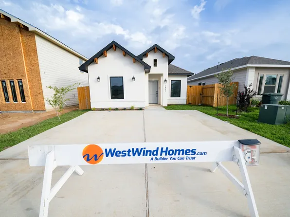 1806 Port Louisiana Loop, Laredo, TX 78045