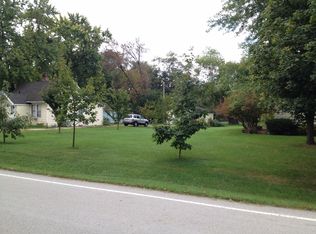 913 Middleton Ave, Lisle, IL