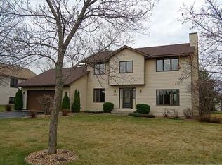 1896 Catalina Dr, Woodbury, MN 55125
