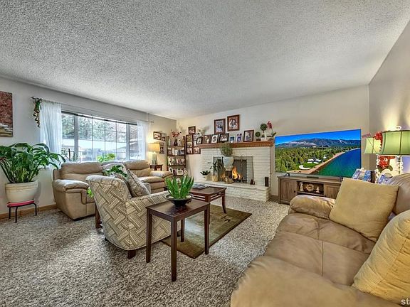 2nd image of 909 Rainbow Dr