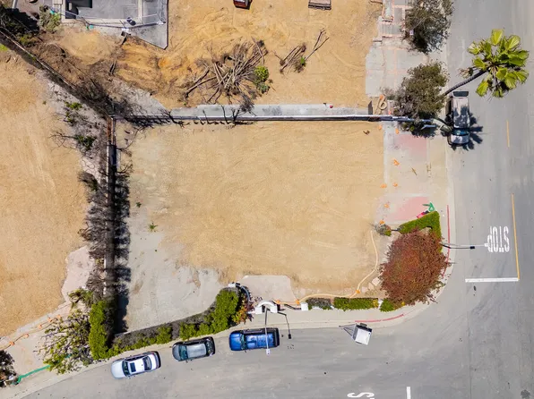 1588 Chastain Pkwy W, Pacific Palisades, CA 90272