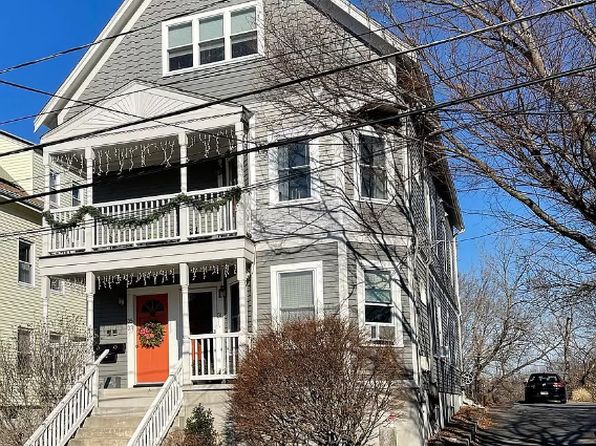 31 Irving St #1, Winchester, MA