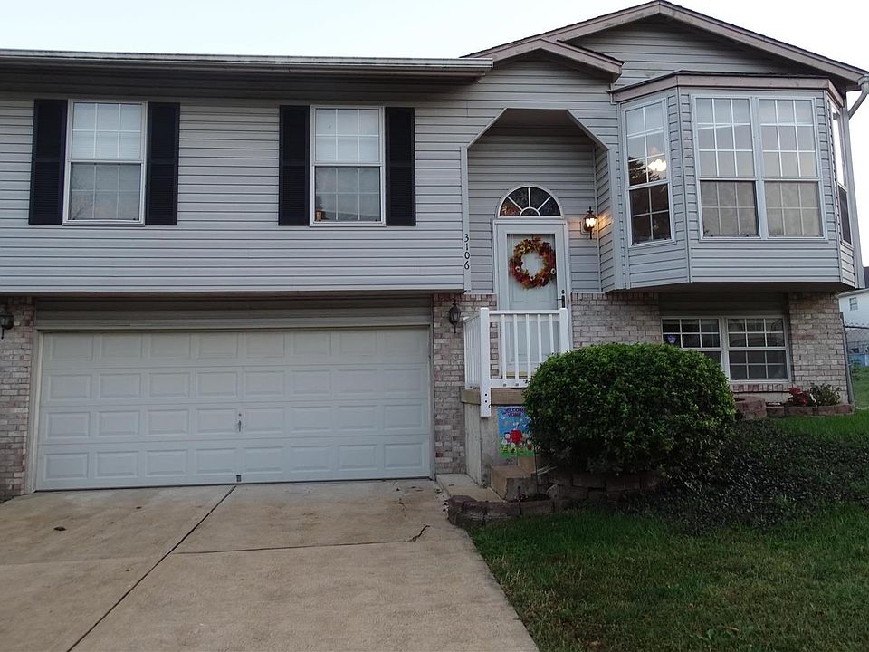 Welcome to 3106 5 Oaks!