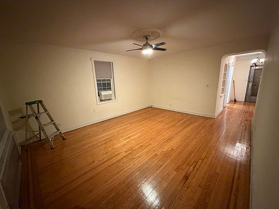 3rd image of 3530 81st St APT 1D