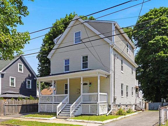 3rd image of 26 Calumet St