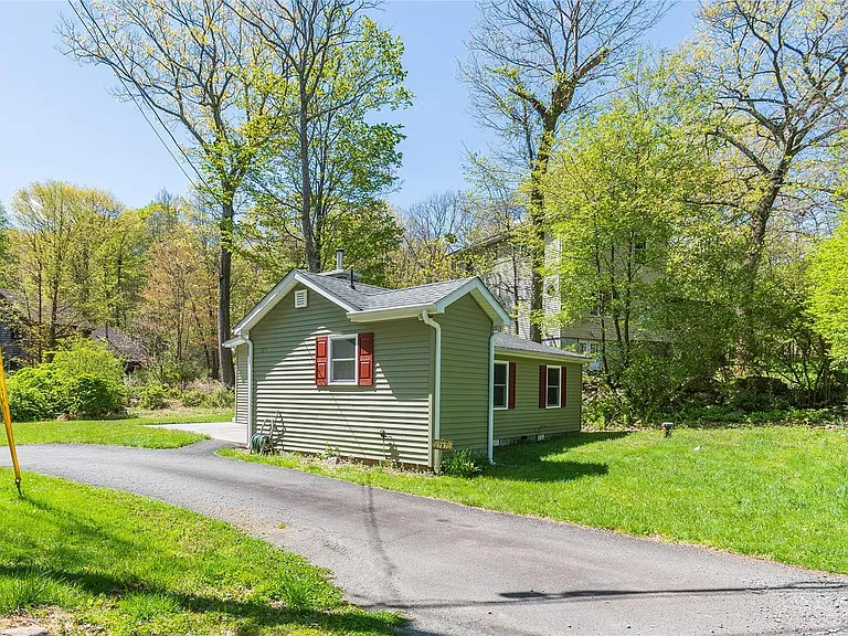 797 Forest Glen Rd — Photo 27