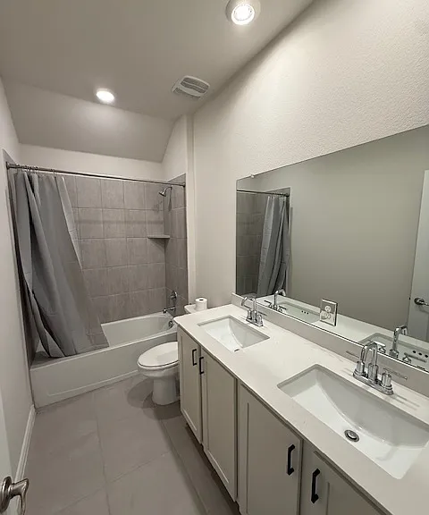 3837 Silver City Ave — Photo 19