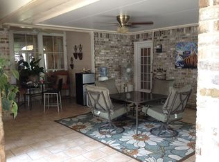 1420 Weeping Willow Dr, Denham Springs, LA 70726