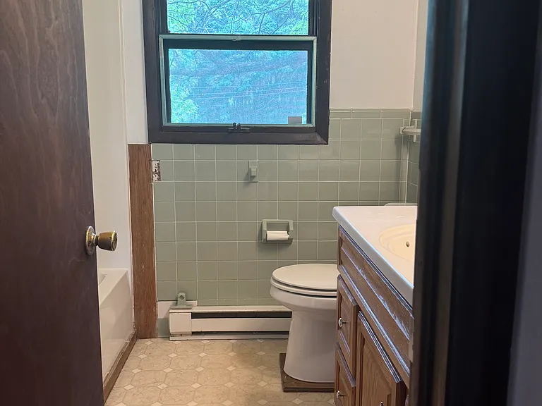 183 Barrytown Rd — Photo 18