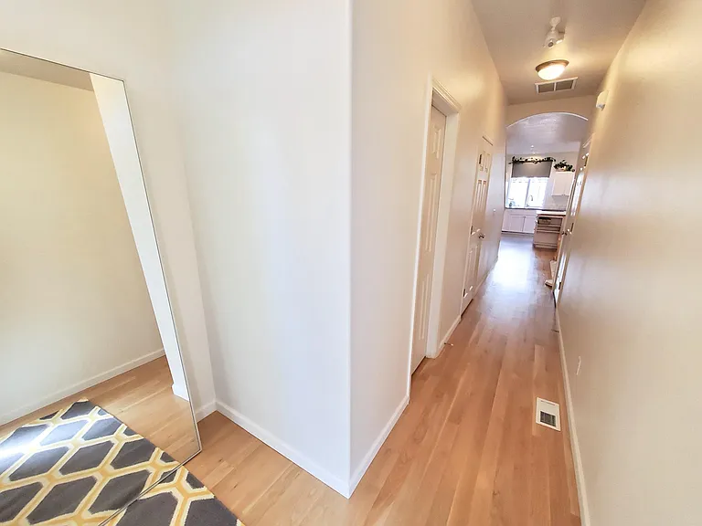 1712 SW San Mateo Ter — Photo 5