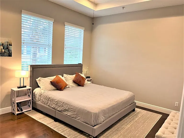 4321 Savannah Bay Pl — Photo 7